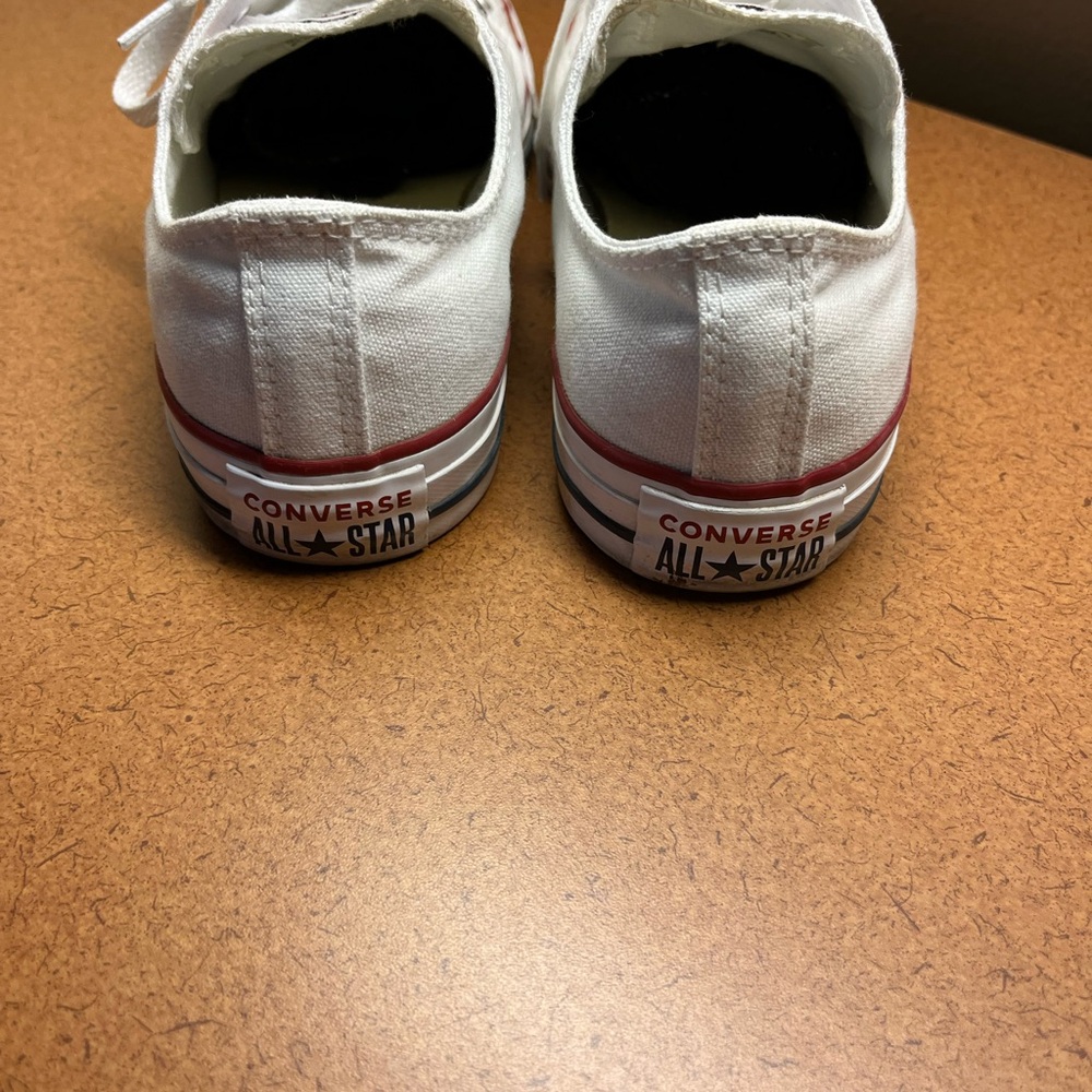 Converse Chuck Taylor All Star Women Size 8 White Low Top Sneakers W7652 - Picture 4 of 9